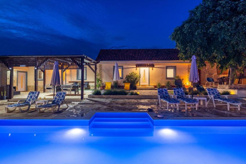 Holiday home Burgija - foto 7