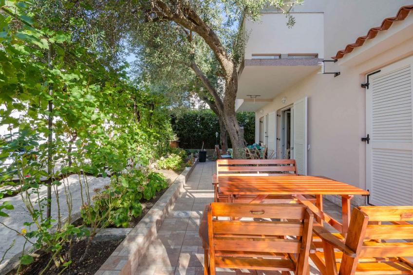 Holiday apartment with barbecue facilities and terrace - BF-D49M2 - foto 4