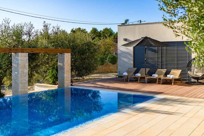 Villa met airconditioning en zwembad - BF-GJNCW - foto 45