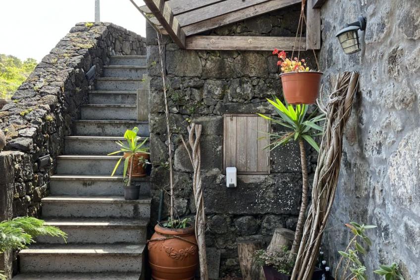 "Vinea Lava" mit Blick auf das Wasser - foto 67