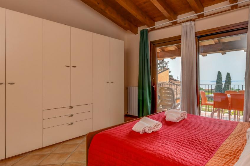 Wohnung mit Balkon, Garten und Seeblick - foto 7