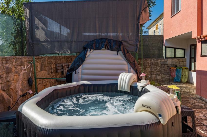 Kristijan & Jelena - Pool, Jacuzzi, Playground - foto 24