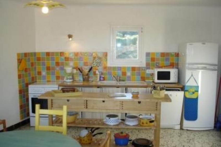 Schönes Ferienhaus mit Pool - foto 5