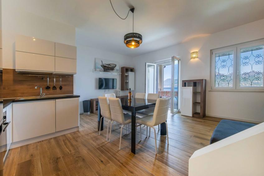 Privater Pool und herrlicher Seeblick - foto 33