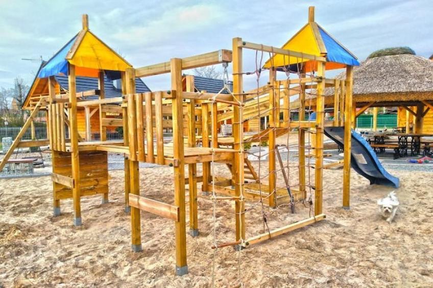 Domek wakacyjny w stylu góralskim Lubrza - foto 23