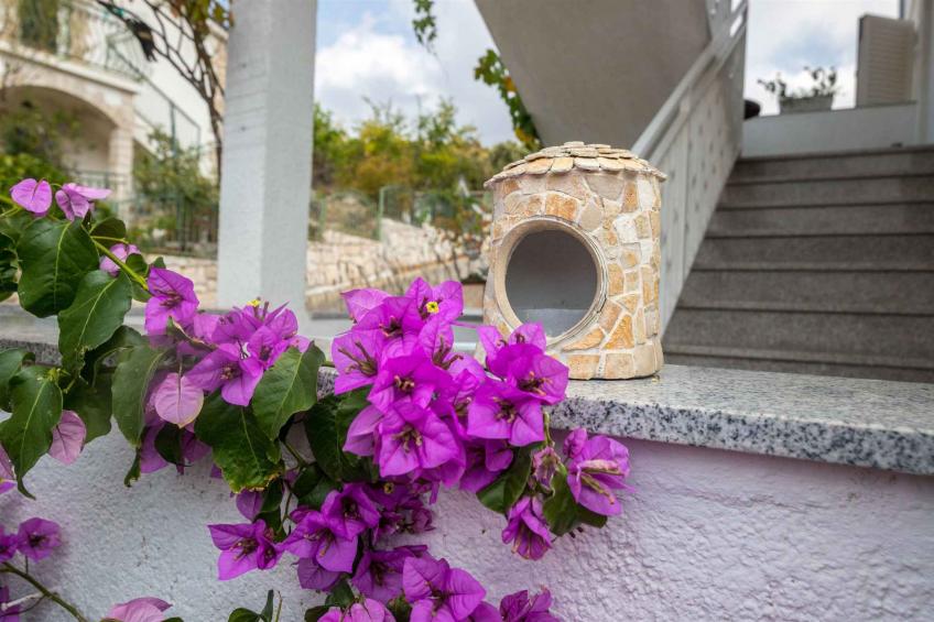 Holiday apartment with panoramic view - BF-GR28M