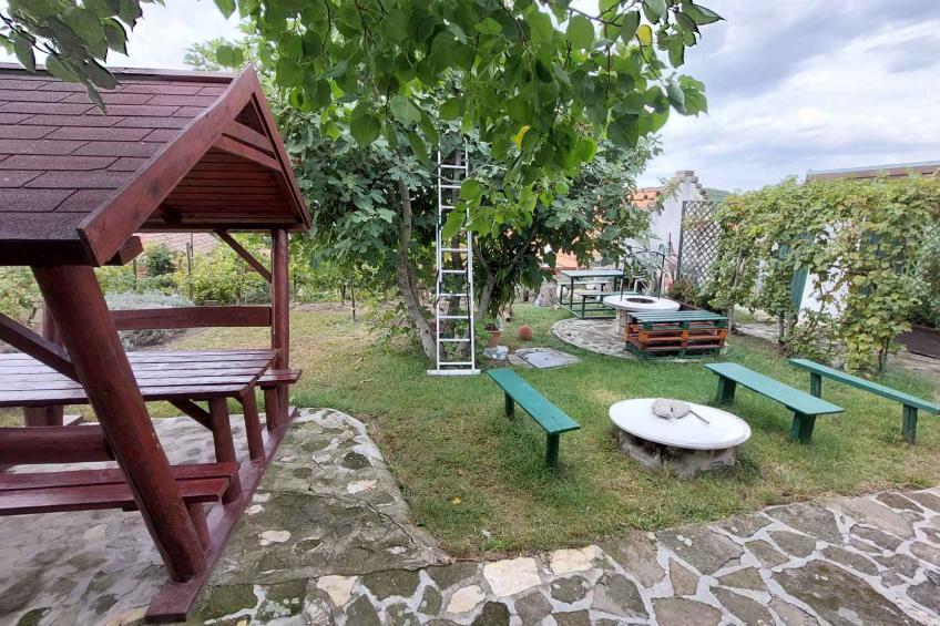 Holiday house with garden only 50 meters from the center - BF-CT56