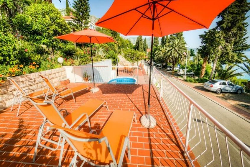 Guest House Villa Nina- Superior Triple Room with Balcony and Sea View (S2 - plava) - foto 21