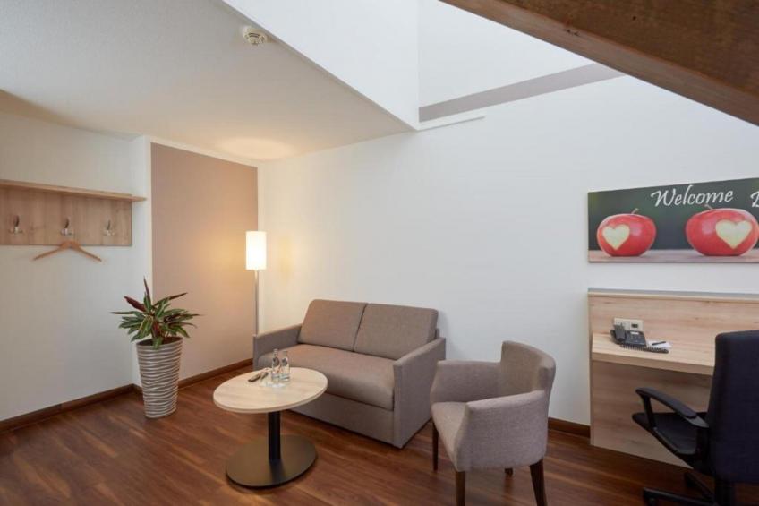 Sunday Hotel  Stuttgart Family room - foto 31