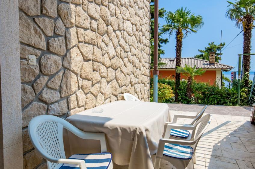 Wohnung in Obrs mit Kleiner Terrasse und Meerblick - foto 13