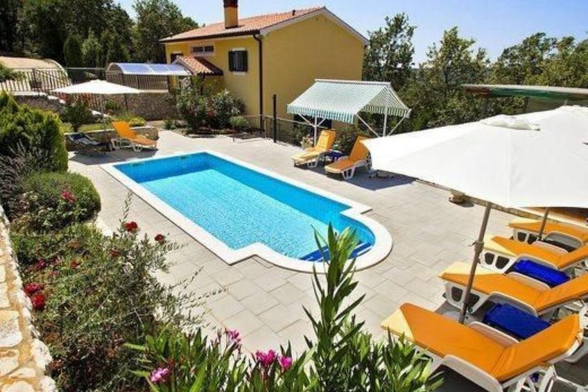 Modern ausgestattetes Ferienhaus in ruhiger Lage