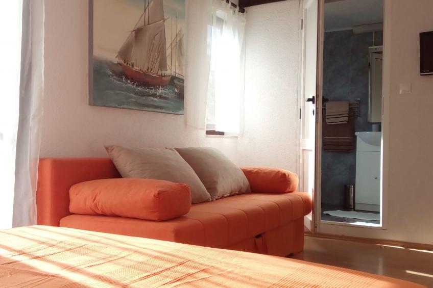 in Pavićini mit Grill, Terrasse und Garten - foto 4