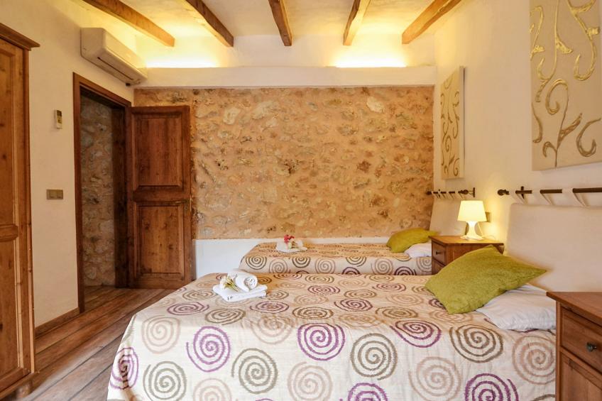 Restauriertes Landhaus in Búger - foto 28