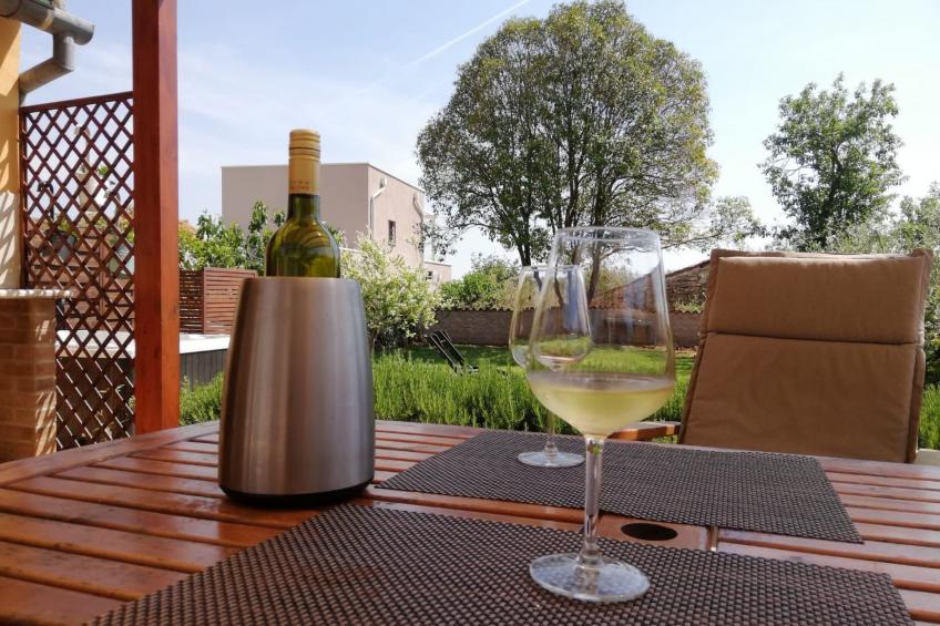 Haus Mirelia für zwei Personen mit Garten - foto 9