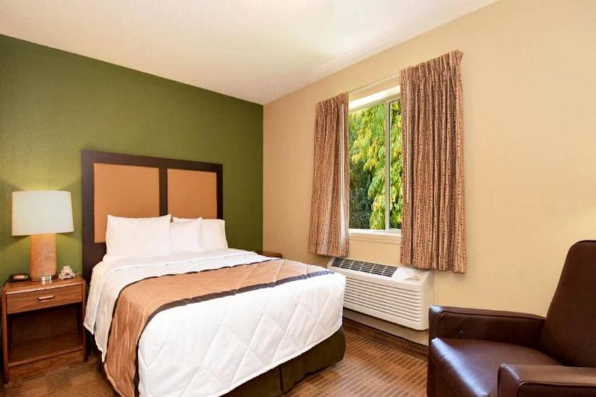 1 Queen Bed | Non-Smoking, Kitchen, Sofa-Bed - foto 18