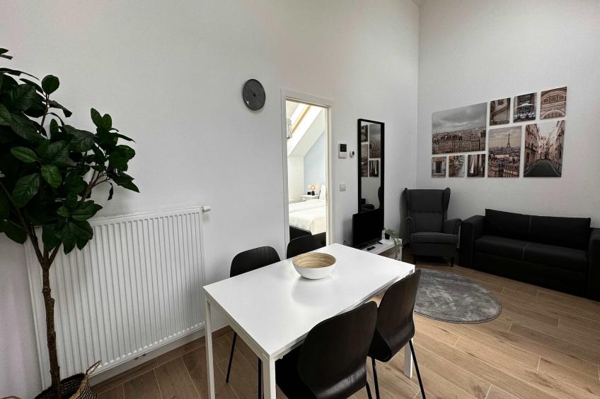 Luxury 1BR Near Fashion District by OneLuxStay - foto 4