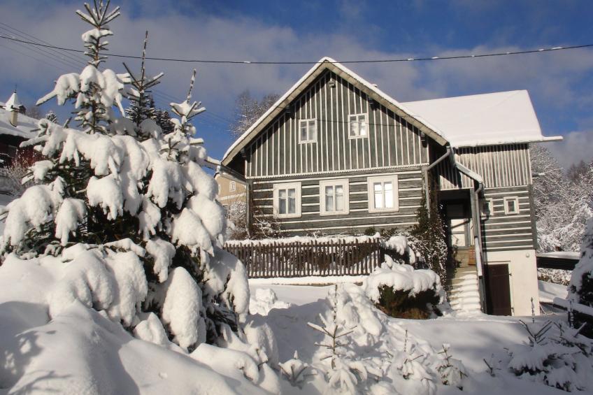 Charmantes, traditionelles Holzhaus - foto 2