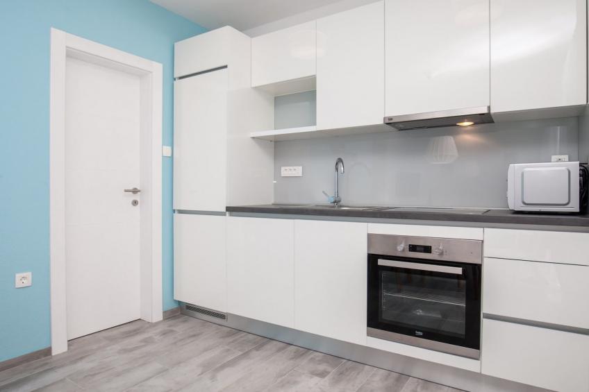 Apartments Dva Galeba - Standard One Bedroom Apartment with Terrace (101) - foto 5