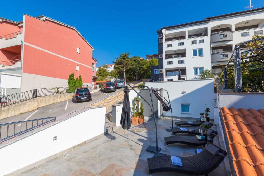 Ferienwohnung mit einem Freibad und Meerblick - BF-R69F4 - foto 16