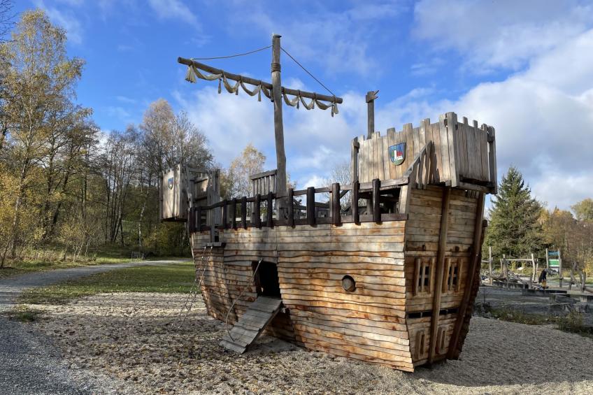 Haus am See mit Fasssauna, Liegewiese und Grill - foto 21