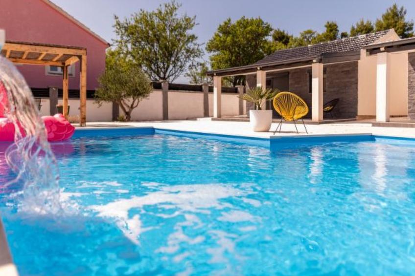 Unique Villa V with pool - foto 7