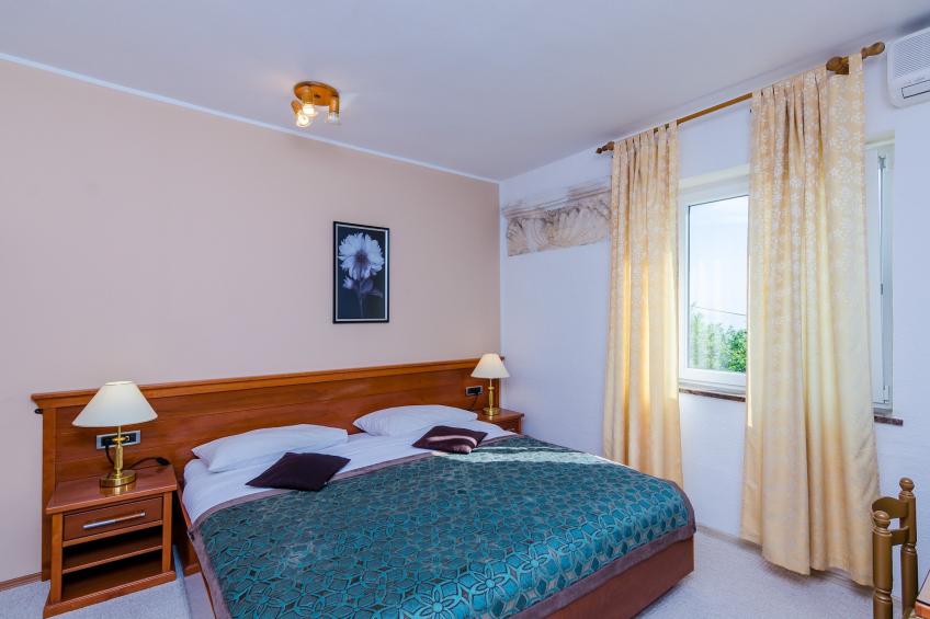 Apartments Nicol - Two-Bedroom Apartment with Terrace and Sea View - foto 6