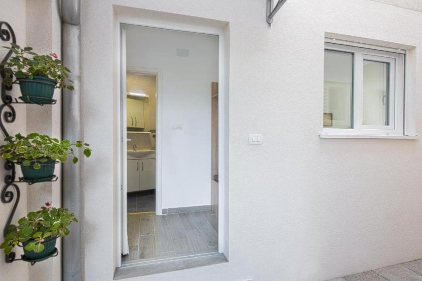 Stylish Kotor Bay Escape Apartments  - One bedroom Apartment 2 - foto 5