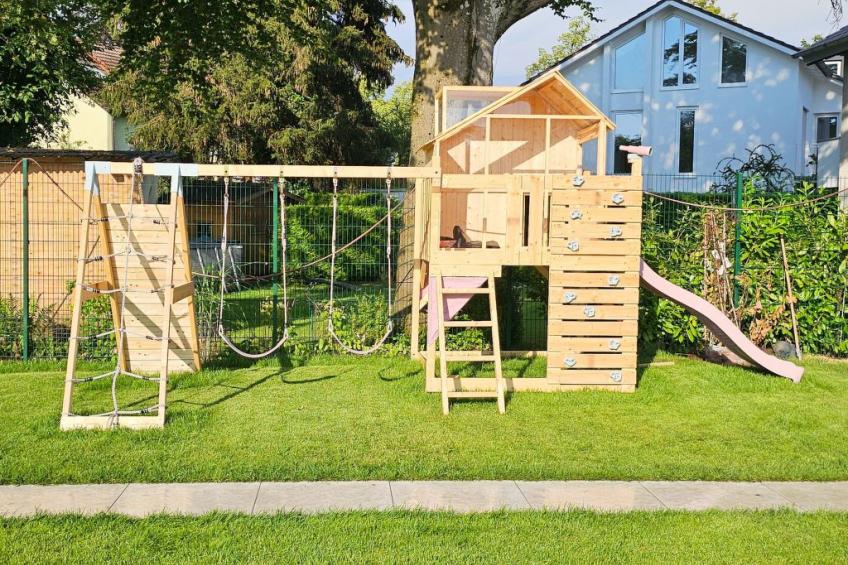 Luxurious large Home, Pool , Garden , Koi Pond - foto 37