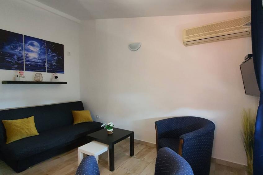 Comfort Accommodation Baošići Montenegro-One Bedroom Apartment with Terrace (1)