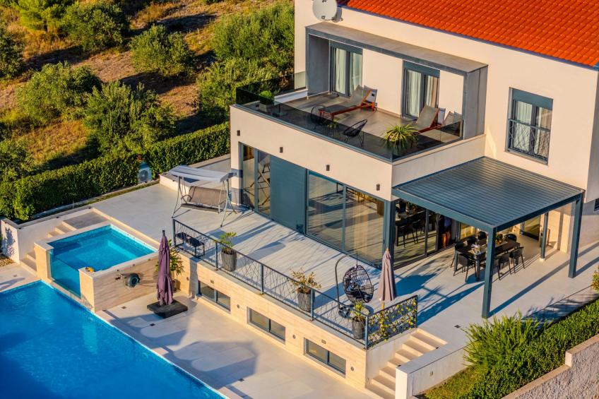 Beautiful villa Lara in Vrana with pool - foto 7