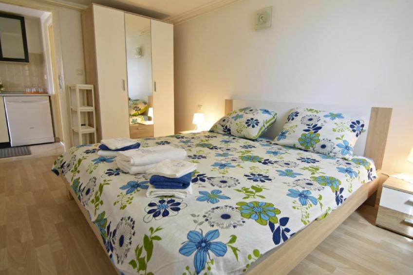 mit Blick auf das Wasser - foto 2