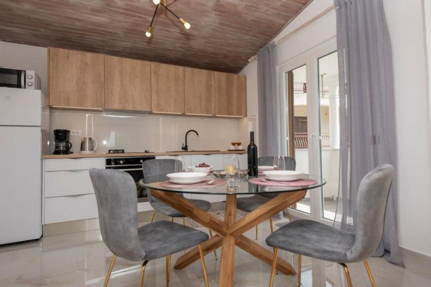 in Gornja Brela mit Sonnenterrasse und Panoramablick - foto 10