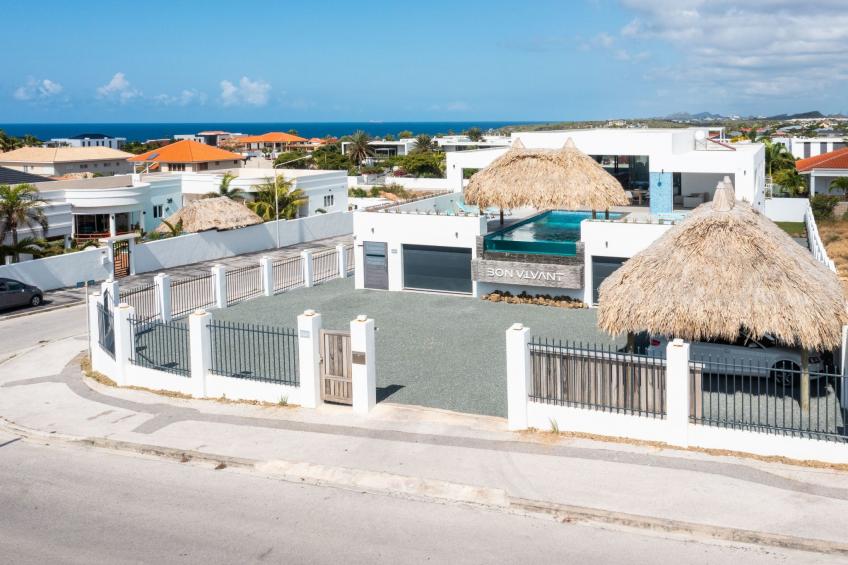 Penthouse mit Meerblick und Infinity-Pool Jan Thiel Curacao