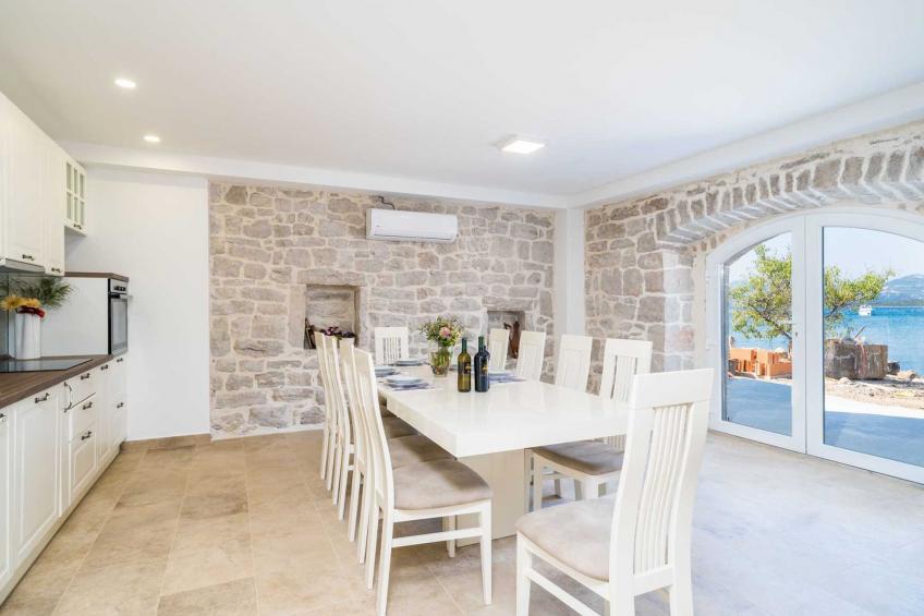 Beachfront Villa Olive Mill with pool - foto 16