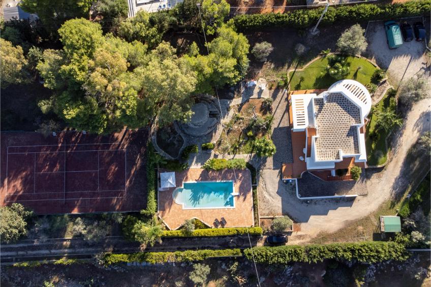 Villa Menhir with pool garden and tennis