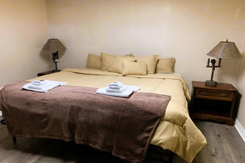 King Bed Riverfront Suite - foto 61