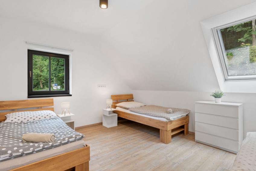 Pod korunami - foto 13