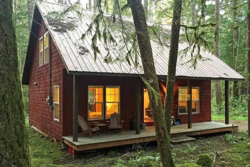 Neu gestaltete Kabine mit Klimaanlage und EVC