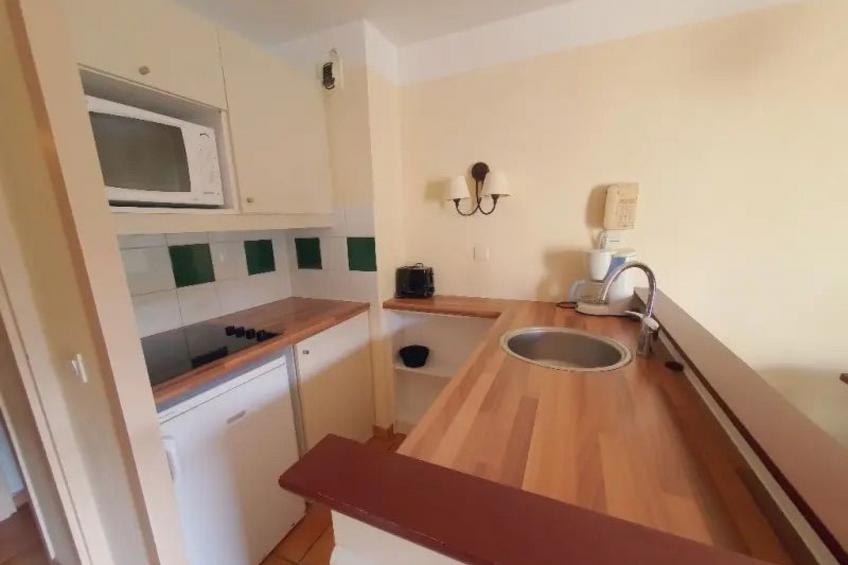 Schönes Appartment in ruhiger Lage in einer baumbestandenen Residenz mit beheiz - foto 6