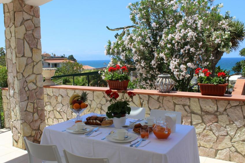 Nur 100 m vom Meer entfernt... mit Privatparkplatz - foto 3