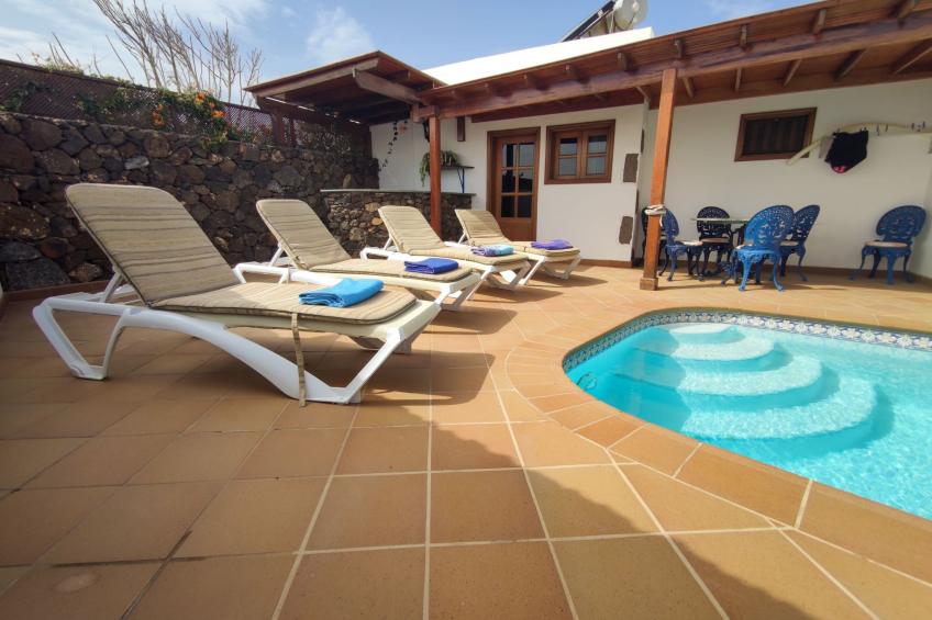 Villa mit beheiztem Pool