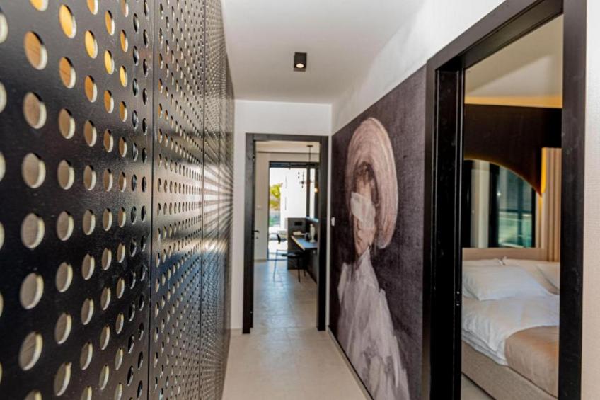 Luxury Contemporary Villa in Vodice with Pool, Sauna and Hot Tub - Four Bedroom Villa with pool - foto 42