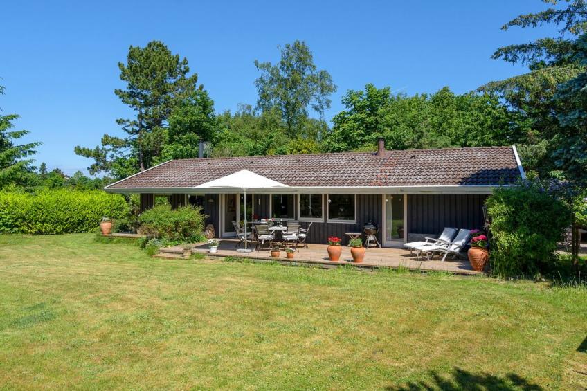"Naira" - 1.8km from the sea in Sealand