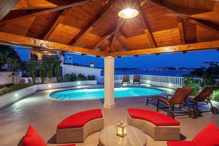 Luxuriöses Ferienhaus mit Pool direkt am Meer - foto 11