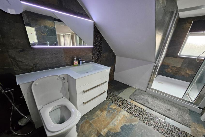 EN_WOR002_Three Bed Room Apartment (12 guests) - foto 42