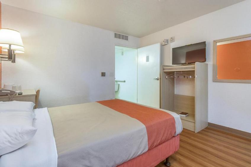 1 Queen Bed  Premium - foto 2