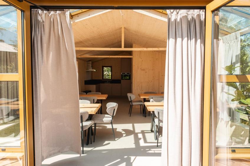 Groepsruimte i.c.m. 4 tiny greenhouses - foto 18