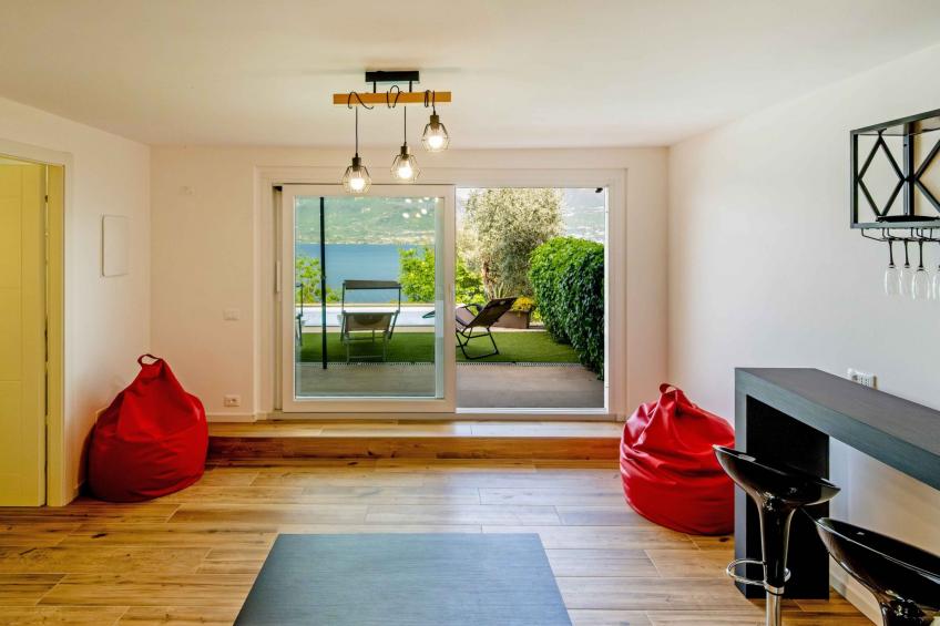 Privater Pool und herrlicher Seeblick - foto 44