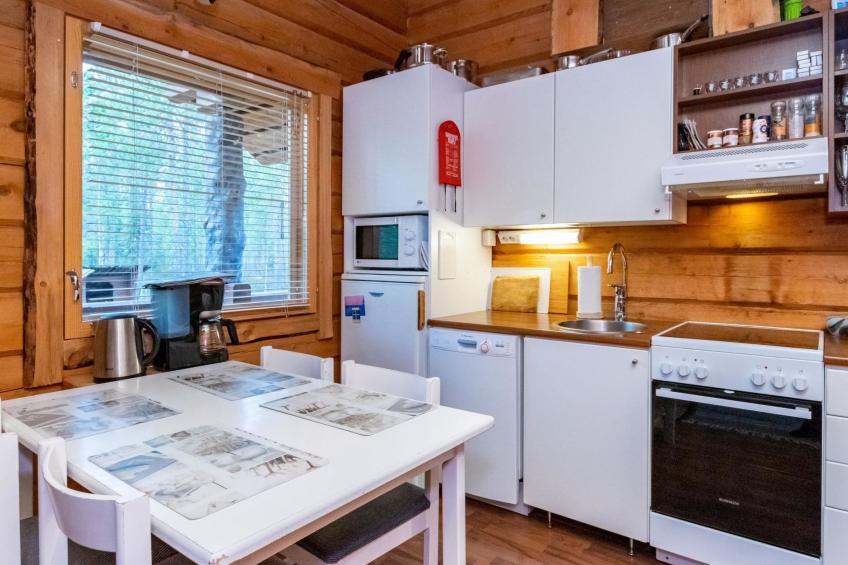 Pyhäpaikka 2 - foto 6