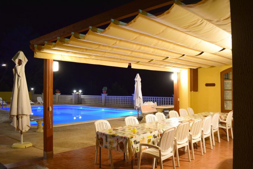 Großes Haus mit Schwimmbad und Barbecue - foto 9